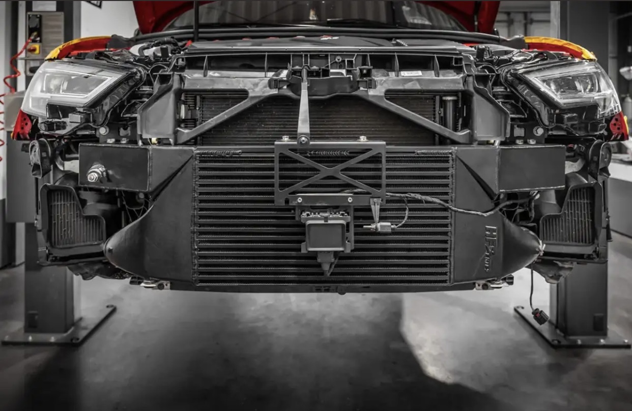 HF-Series Front-Ladeluftkühler für Audi TTRS 8S und RS3 8V 400PS 5 HF-Series Front-Ladeluftkühler für Audi TTRS 8S und RS3 8V 400PS 5